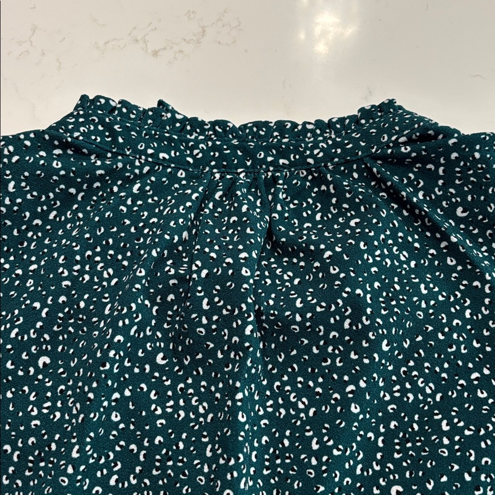 Adrianna Papell - Woman’s Dark Green Blouse - Size XL - Picture 10 of 11